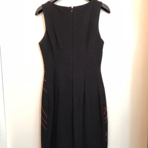 CACHE Black and Red Sheath Dress - Picture 2 of 4